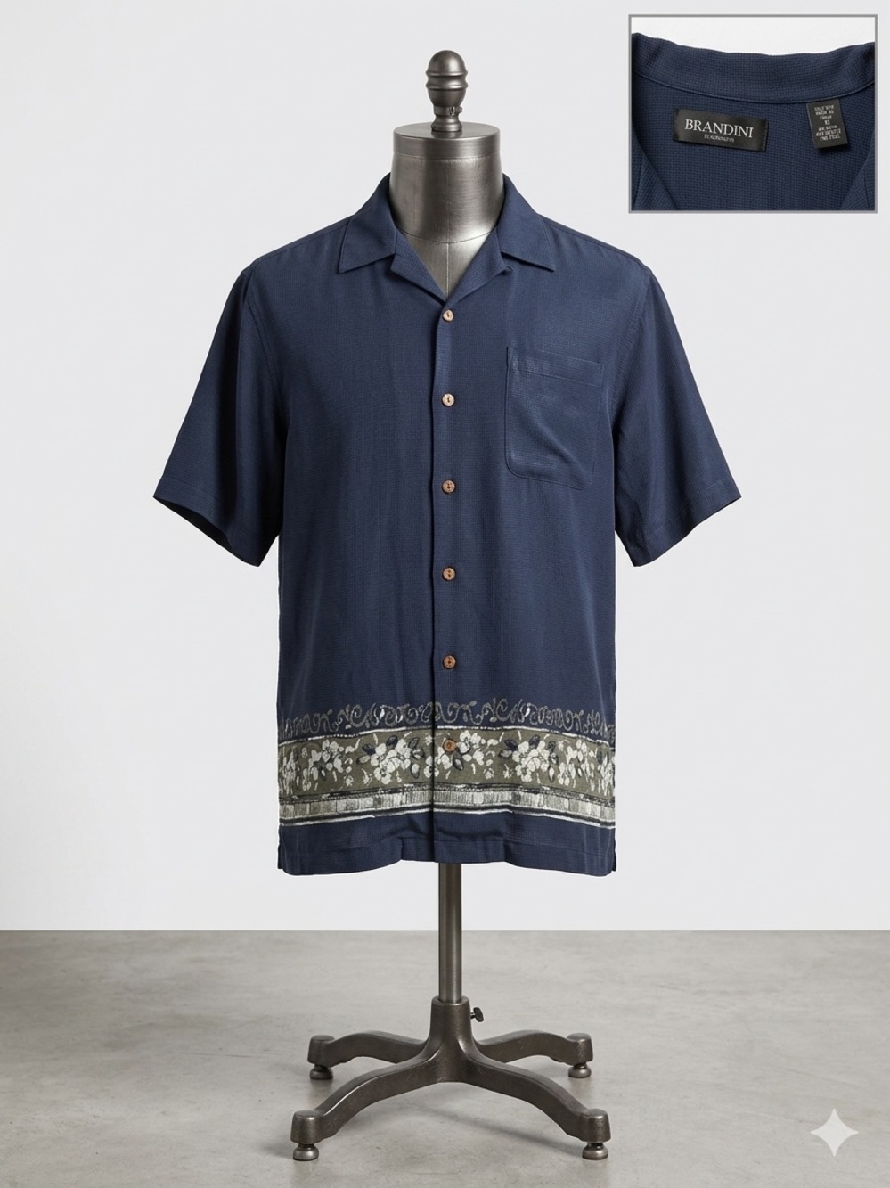 Brandini Men’s Navy Short-Sleeve Button-Down Shirt with Contrast Hem